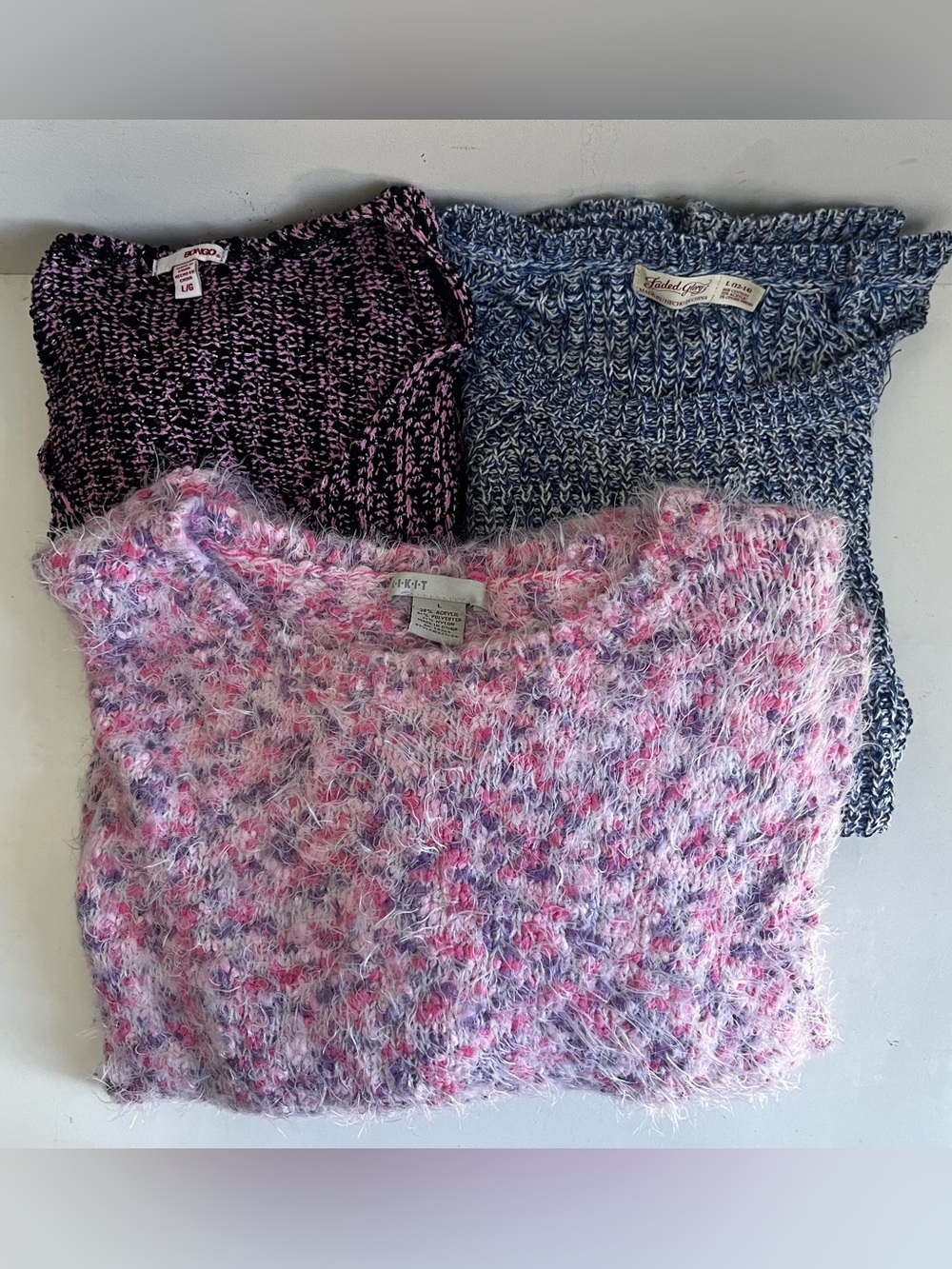 3 Bundle Kikit Fuzzy Pink Faded Glory Blue Bongo Cropped Pullover Sweater Large